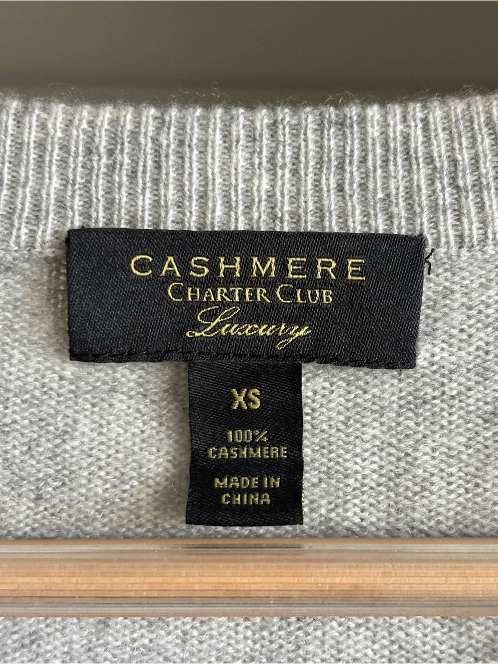 Cashmere Charter Club Luxury Gray V-neck Cardigan Size XS 100% Cashmere